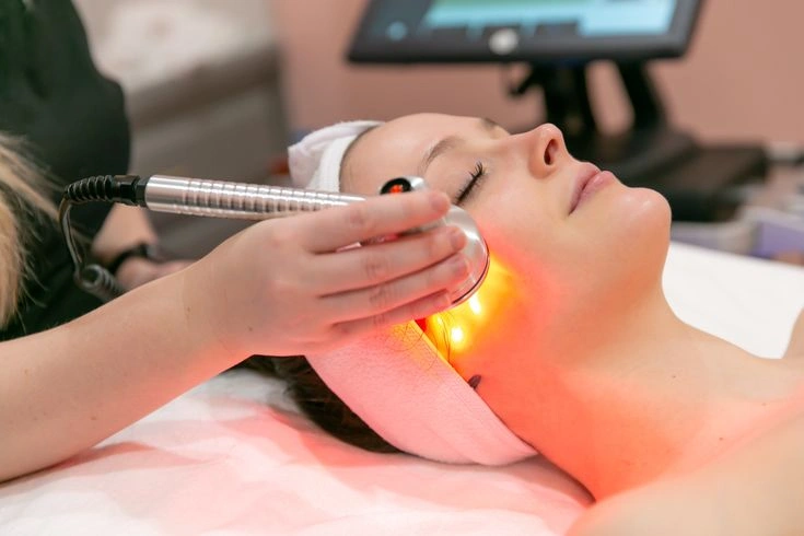 Professional facial treatment for healthy glowing skin in Coimbatore beauty salon