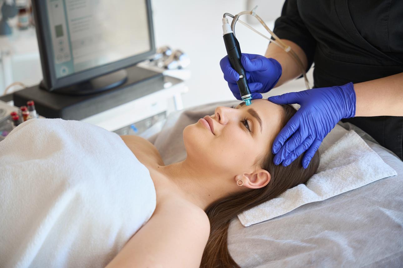 Why choose Prati’s Beauty Lounge and Boutique for Hydrafacial in Coimbatore